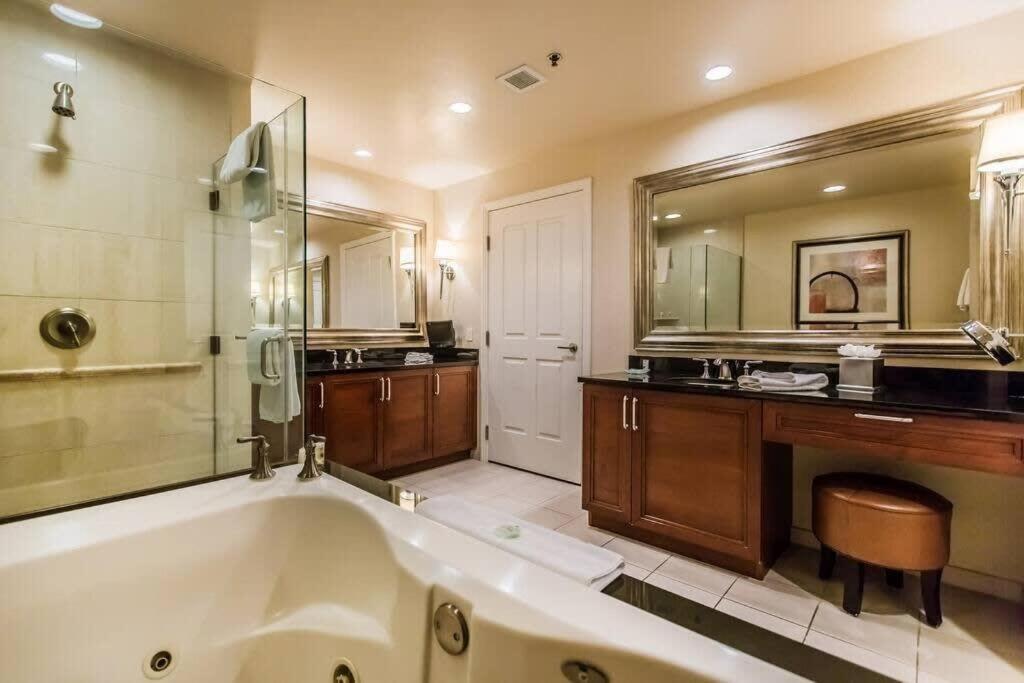 Mgm 12721 Executive Corner 1br Strip View Balcony Apartamento Las Vegas